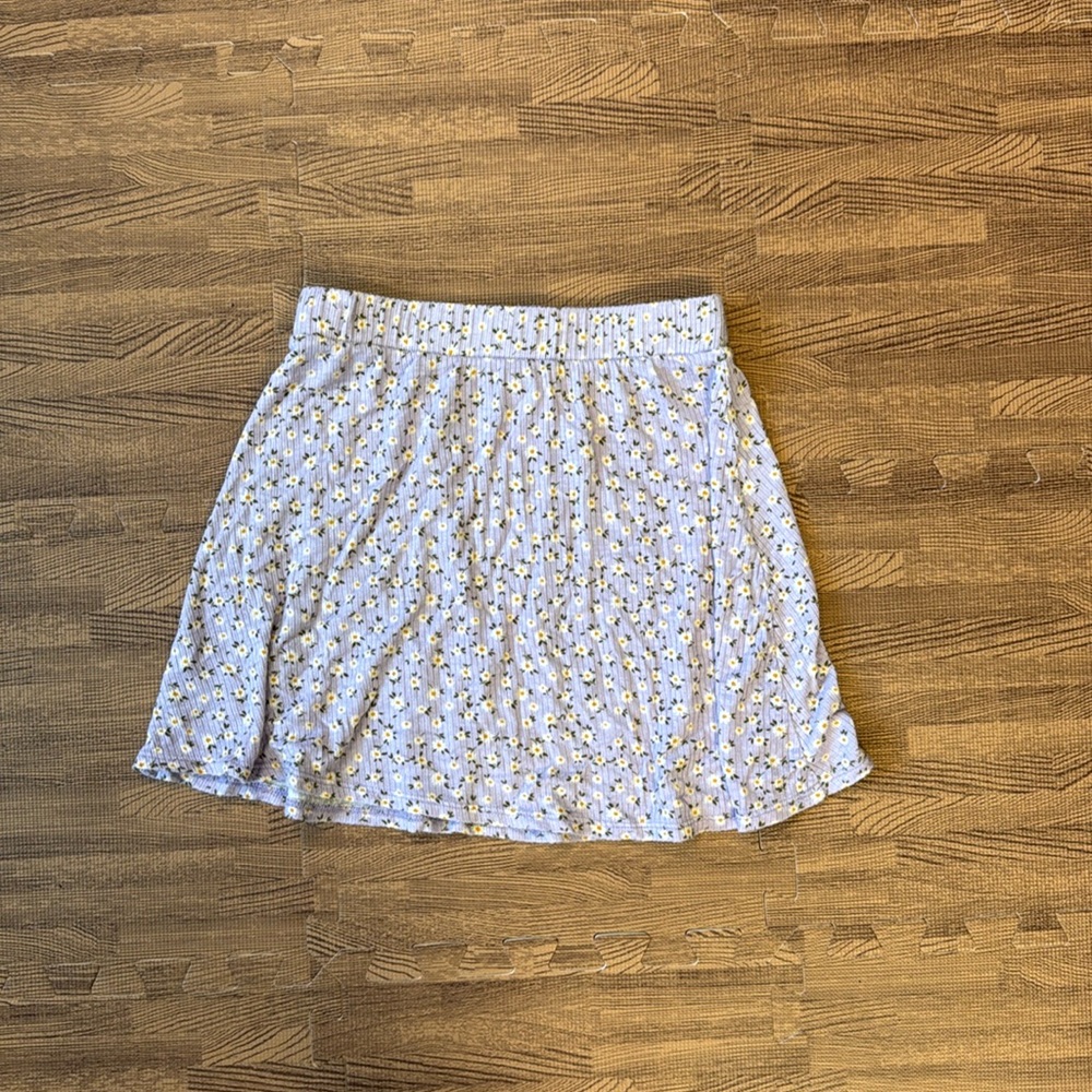 WHITE FAWN PURPLE FLORAL SKIRT SIZE KIDS MEDIUM